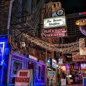 Booze, Bootleggers & Banshees: Music City’s Haunted Pub Crawl at Skull’s Rainbow Room, Nashville, United States Lizp.com Special Offers, Deals & Discounts in USA