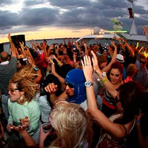 Dance the Wave NYC Booze Sunset Yacht at Pier 36 NYC, New York, United States Lizp.com Special Offers, Deals & Discounts in USA