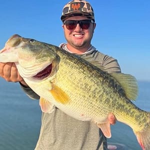 Guided Fishing Trip on Canyon Lake at Canyon Lake, San Antonio, United States Lizp.com Special Offers, Deals & Discounts in USA