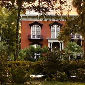 Savannah Historic District Tour by The Wandering Historians at Monterey Square, Savannah, United States Lizp.com Special Offers, Deals & Discounts in USA