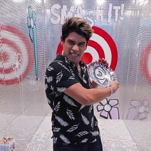 Smash It: Break Plates and Blow off Some Steam at World of Illusions, Los Angeles, United States Lizp.com Special Offers, Deals & Discounts in USA