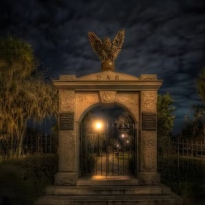 The Grave Tales Ghost Tour in Savannah at Johnson Square, Savannah, United States Lizp.com Special Offers, Deals & Discounts in USA