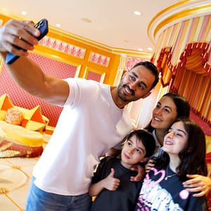 Inside Burj Al Arab Tour + Soft Beverage – Experiences Lizp.com Special Offers, Deals & Discounts in USA