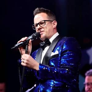 Friday and Saturday Night Live: Classic Music and Dinner Show at Hawg Heaven BBQ & Gastro Pub, Los Angeles, United States Lizp.com Special Offers, Deals & Discounts in USA