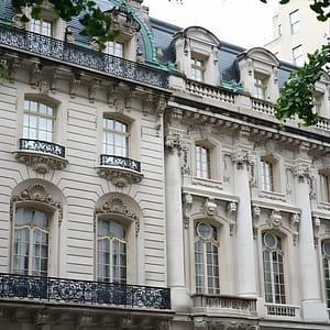 Fifth Avenue Gilded Age Mansions Walking Tour at The Plaza, New York, United States Lizp.com Special Offers, Deals & Discounts in USA