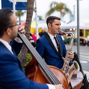 Sunday Funday Champagne Brunch with Live Jazz at Hawg Heaven BBQ & Gastro Pub, Los Angeles, United States Lizp.com Special Offers, Deals & Discounts in USA