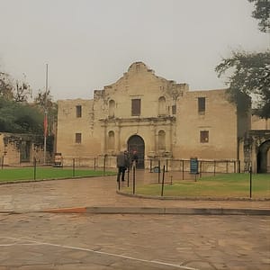 Historic Downtown & Riverwalk Walking Tour at Travis Park, San Antonio, United States Lizp.com Special Offers, Deals & Discounts in USA