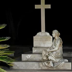 Savannah’s Bonaventure Cemetery After Hours Group Tour at 330 Bonaventure Rd, Savannah, United States Lizp.com Special Offers, Deals & Discounts in USA