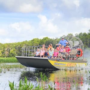 Wild Florida 30-minute Everglades Airboat Tour at Wild Florida Airboats & Gator Park, Orlando, United States Lizp.com Special Offers, Deals & Discounts in USA