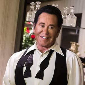 Wayne Newton: Up Close and Personal at the Flamingo Las Vegas at Bugsy’s Cabaret Showroom, Las Vegas, United States Lizp.com Special Offers, Deals & Discounts in USA