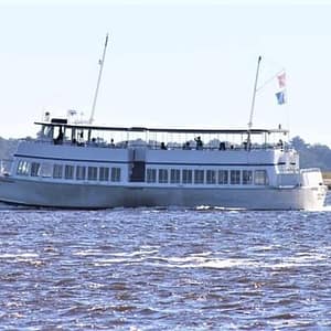 1.5-Hour Charleston Harbor Cruise with Live Narration at 40 Patriots Point Rd, Charleston, United States Lizp.com Special Offers, Deals & Discounts in USA